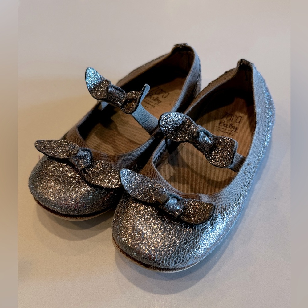 Little girl Zara silver shoes